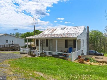 353 TURKEY KNOB ROAD, QUICKSBURG, VA 22847