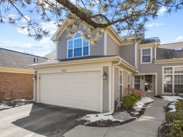 733 Clover Hill Court, Elk Grove Village, IL 60007