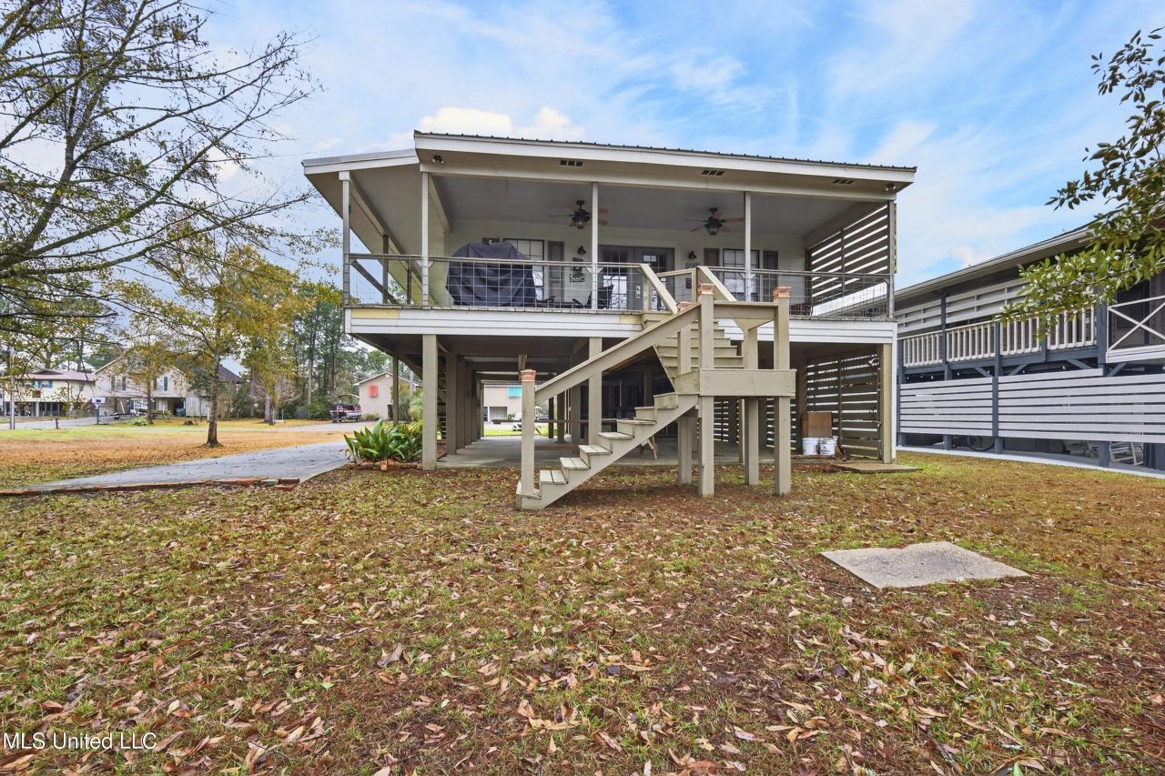 15227 Ponotoc Drive, Kiln, MS 39556 Main Photo