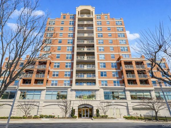 50 Oceana Drive W, Unit 3D, Brooklyn, NY 11235