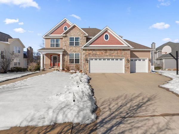 2605 Nottingham Drive, Valparaiso, IN 46383