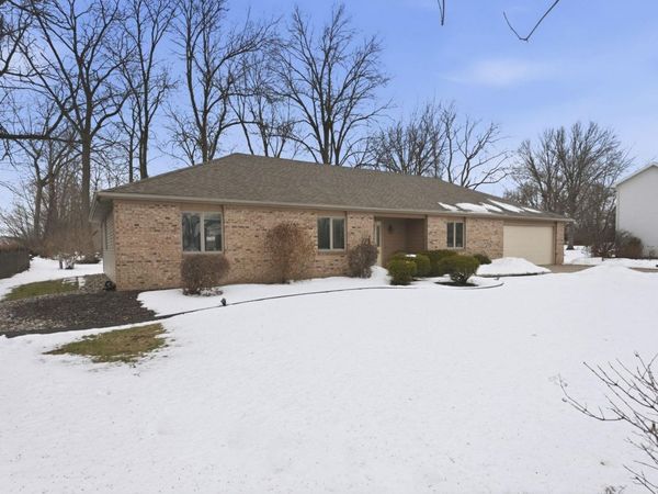 2303 Meadowsweet Court, Fort Wayne, IN 46808