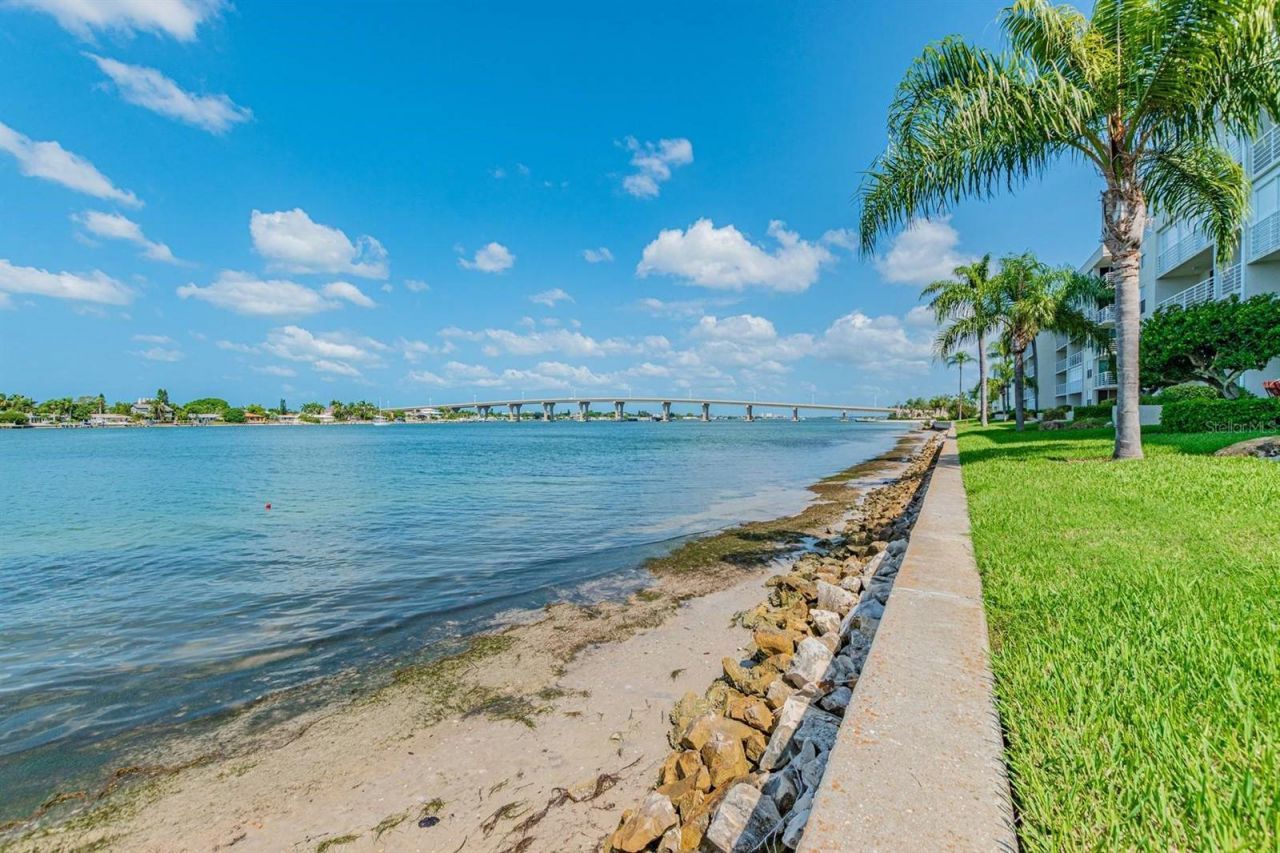 6085 Bahia Del Mar Circle, Unit 468, Saint Petersburg, FL 33715 Photo