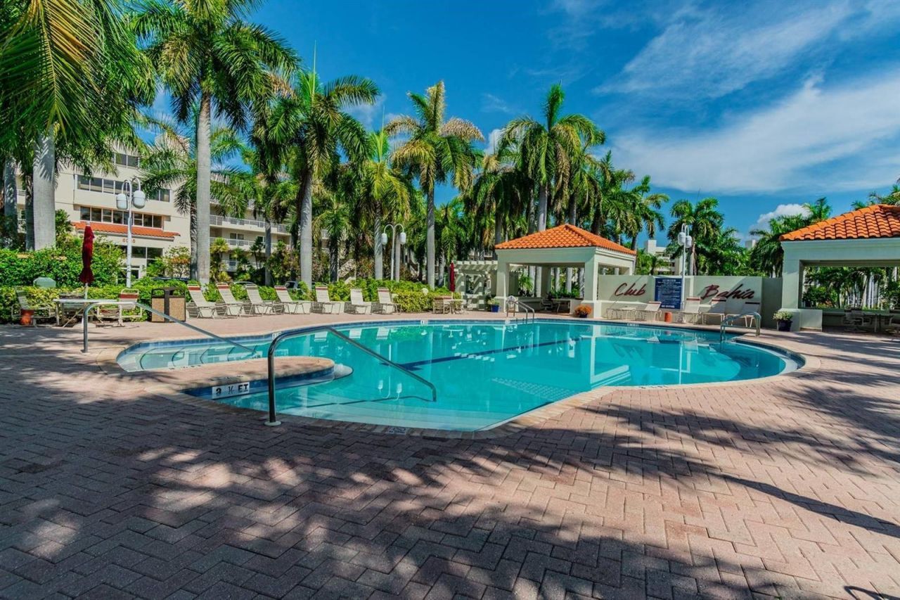 6085 Bahia Del Mar Circle, Unit 468, Saint Petersburg, FL 33715 Photo