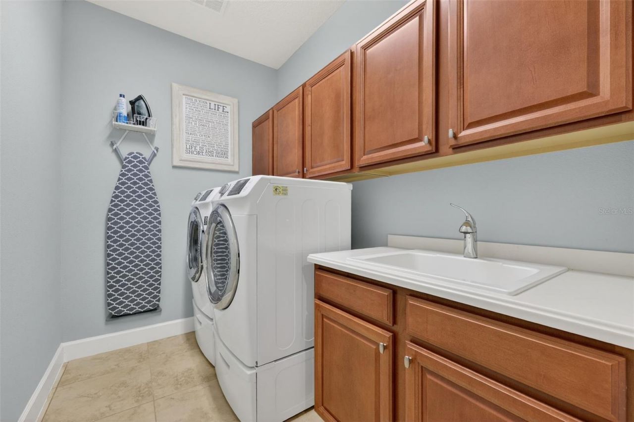 13211 Prima Drive, Bradenton, FL 34211 Photo