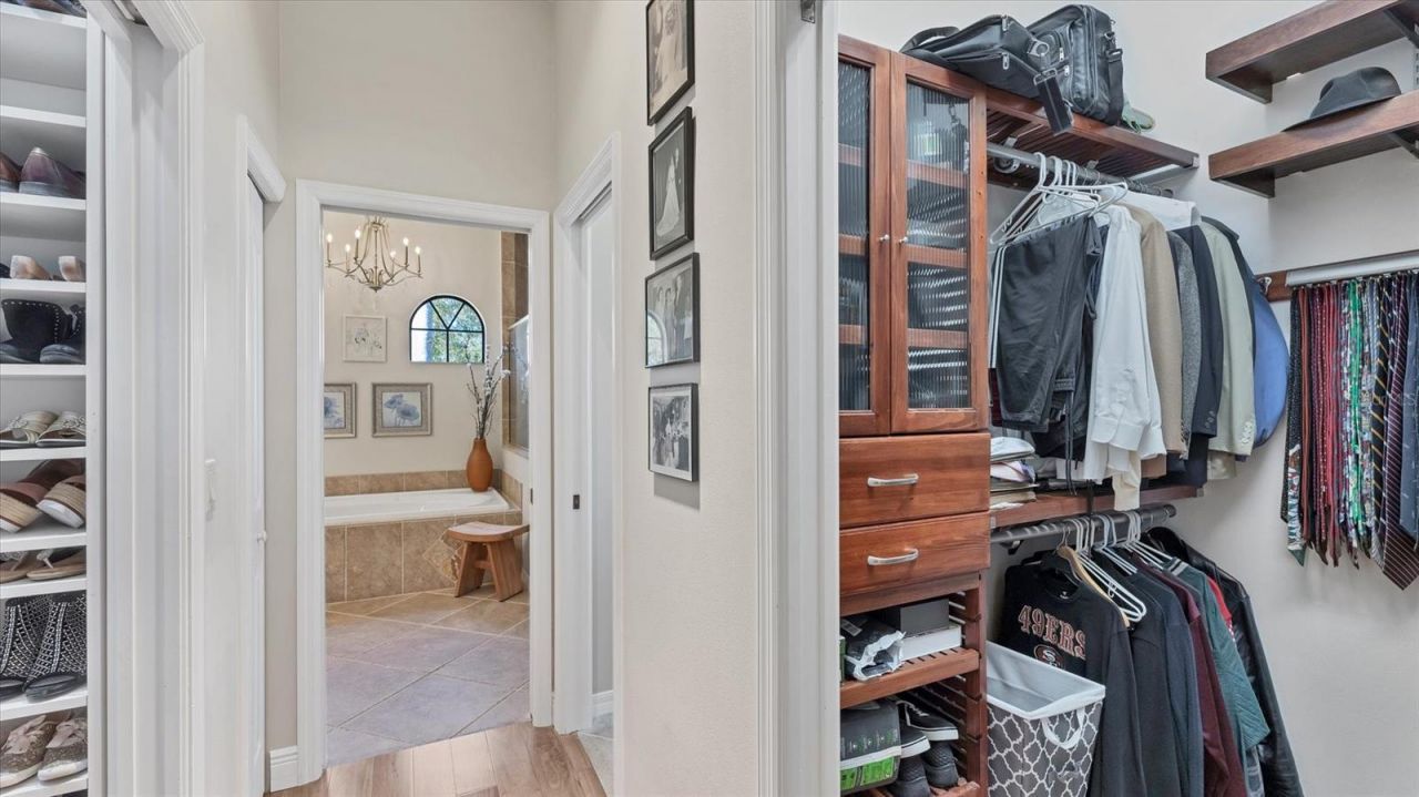 6410 Butlers Crest Drive, Bradenton, FL 34203 Photo