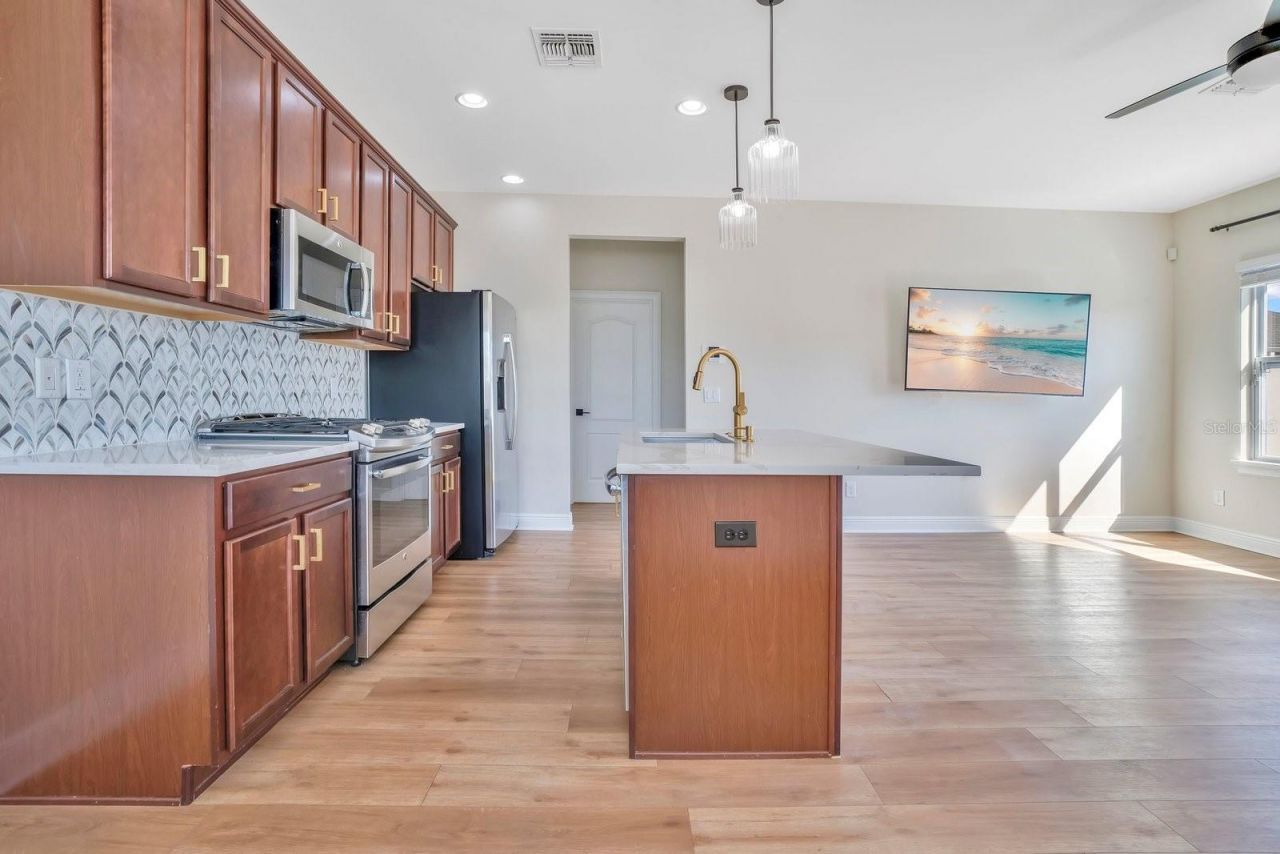 13093 Lessing Avenue, Orlando, FL 32827 Photo