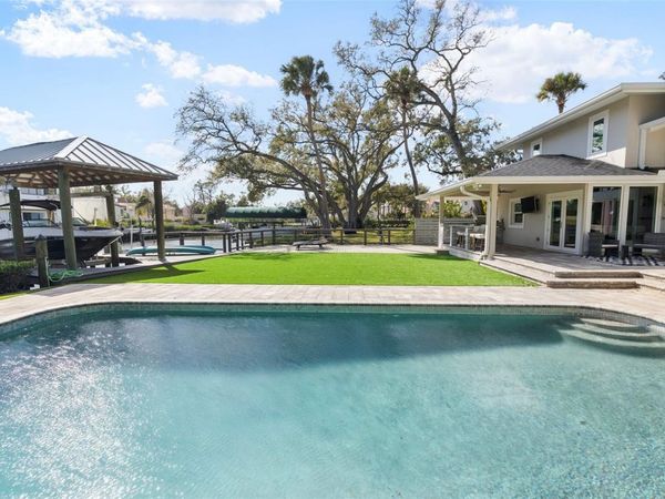 5018 S THE RIVIERA STREET, TAMPA, FL 33609