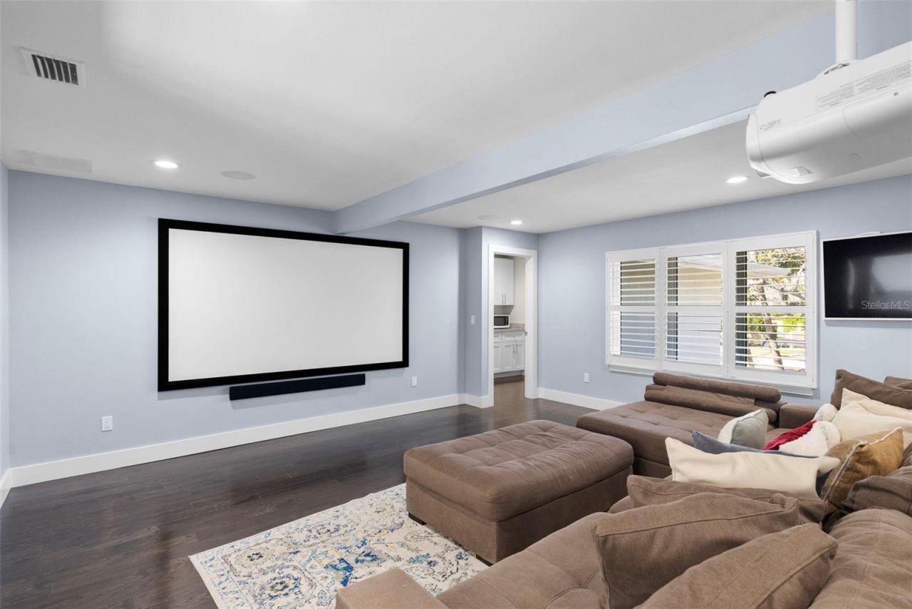 5018 S The Riviera Street, Tampa, FL 33609 Photo