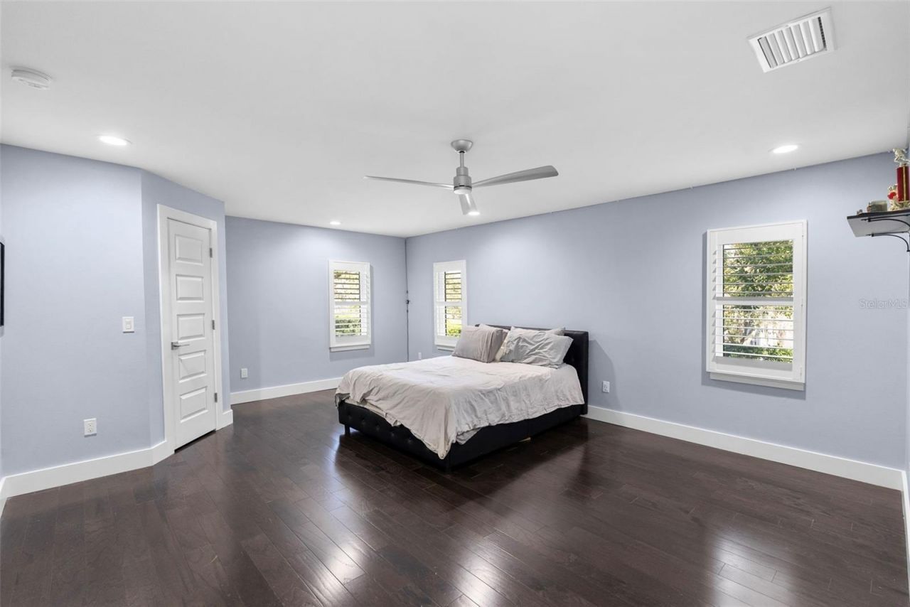 5018 S The Riviera Street, Tampa, FL 33609 Photo