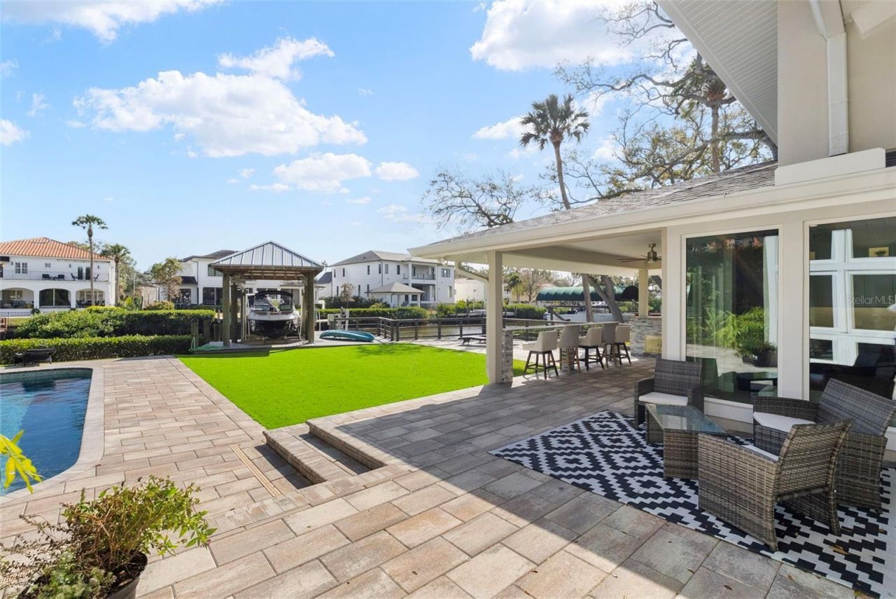 5018 S The Riviera Street, Tampa, FL 33609 Photo