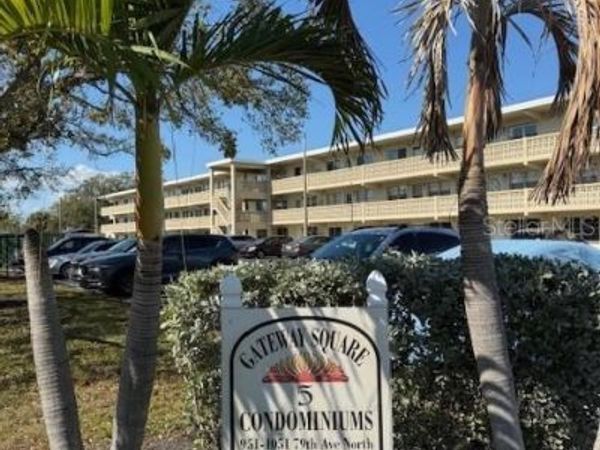 1051 79TH AVENUE N, Unit 202, ST PETERSBURG, FL 33702