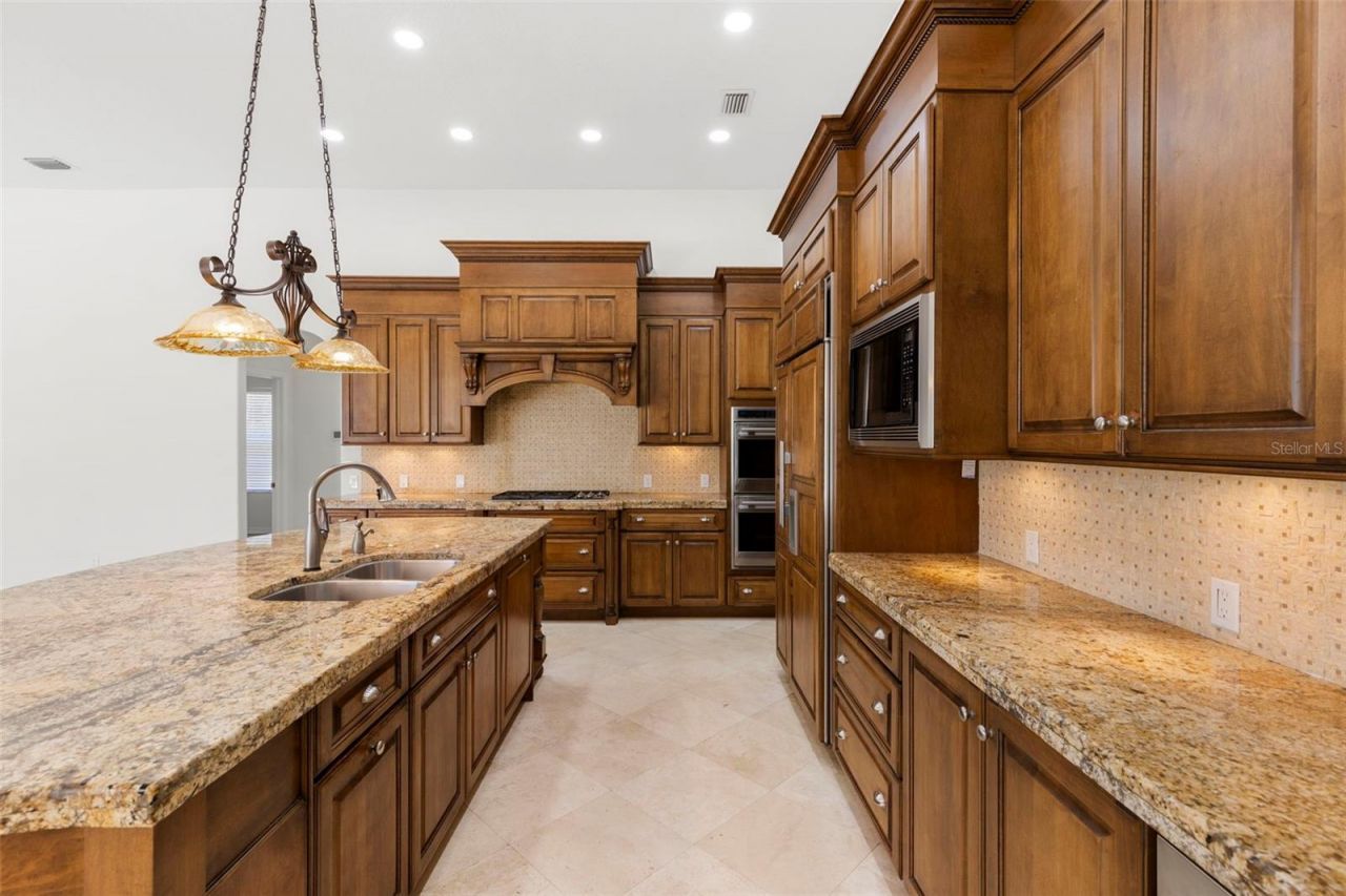 5031 Wesley Drive, Tampa, FL 33647 Photo