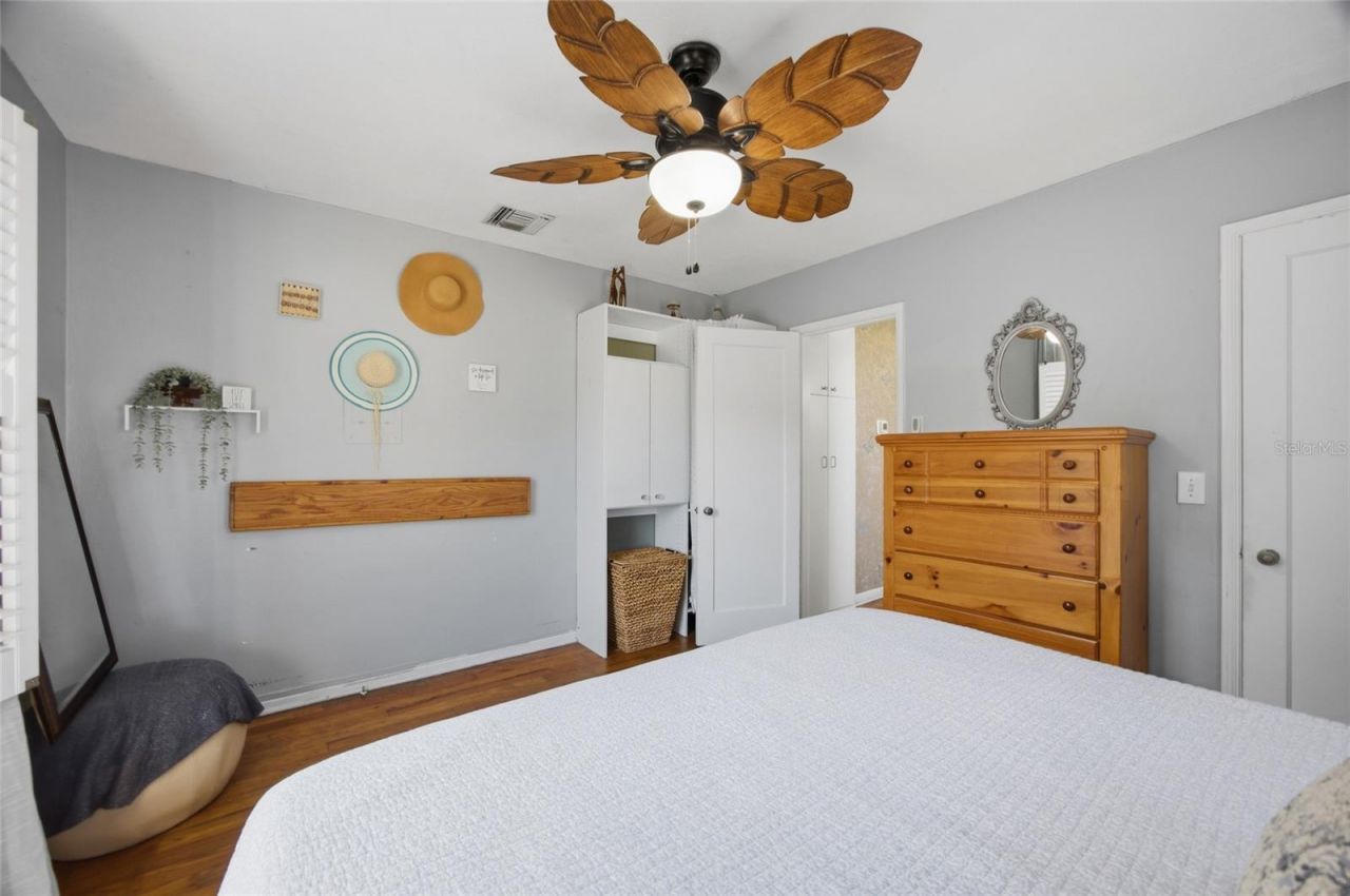 5824 Gulfport Blvd S, Gulfport, FL 33707 Photo