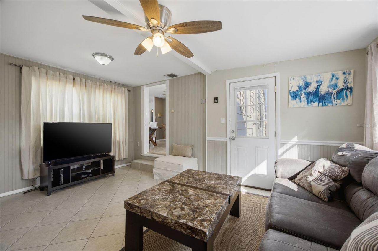 5824 Gulfport Blvd S, Gulfport, FL 33707 Photo