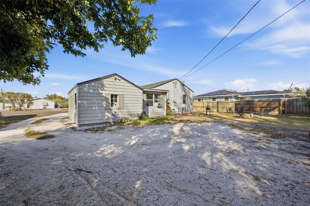 5824 Gulfport Blvd S, Gulfport, FL 33707 Photo