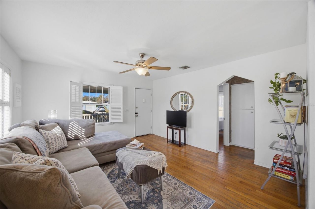 5824 Gulfport Blvd S, Gulfport, FL 33707 Photo