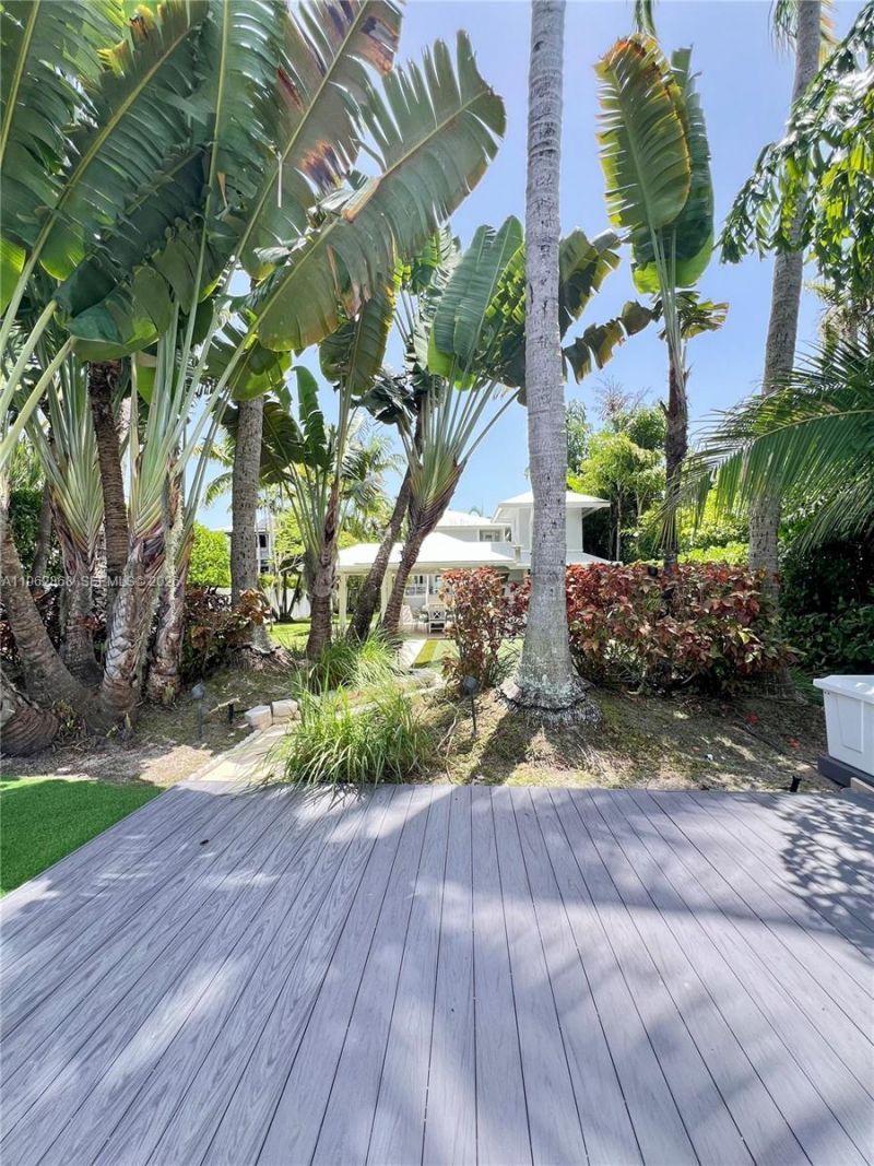 745 NE 77th St , Miami, FL 33138 Photo