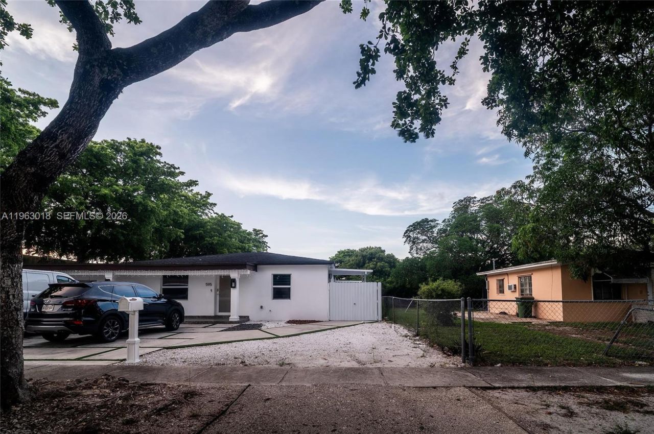 595 NW 139th Ter , Unit 2, North Miami, FL 33168 Photo