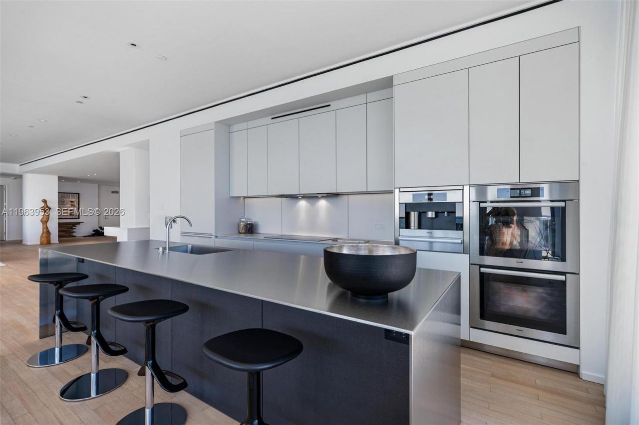 2901 Collins Ave , Unit 1501, Miami Beach, FL 33140 Photo