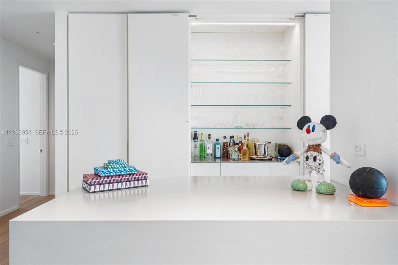 2901 Collins Ave , Unit 1501, Miami Beach, FL 33140 Photo