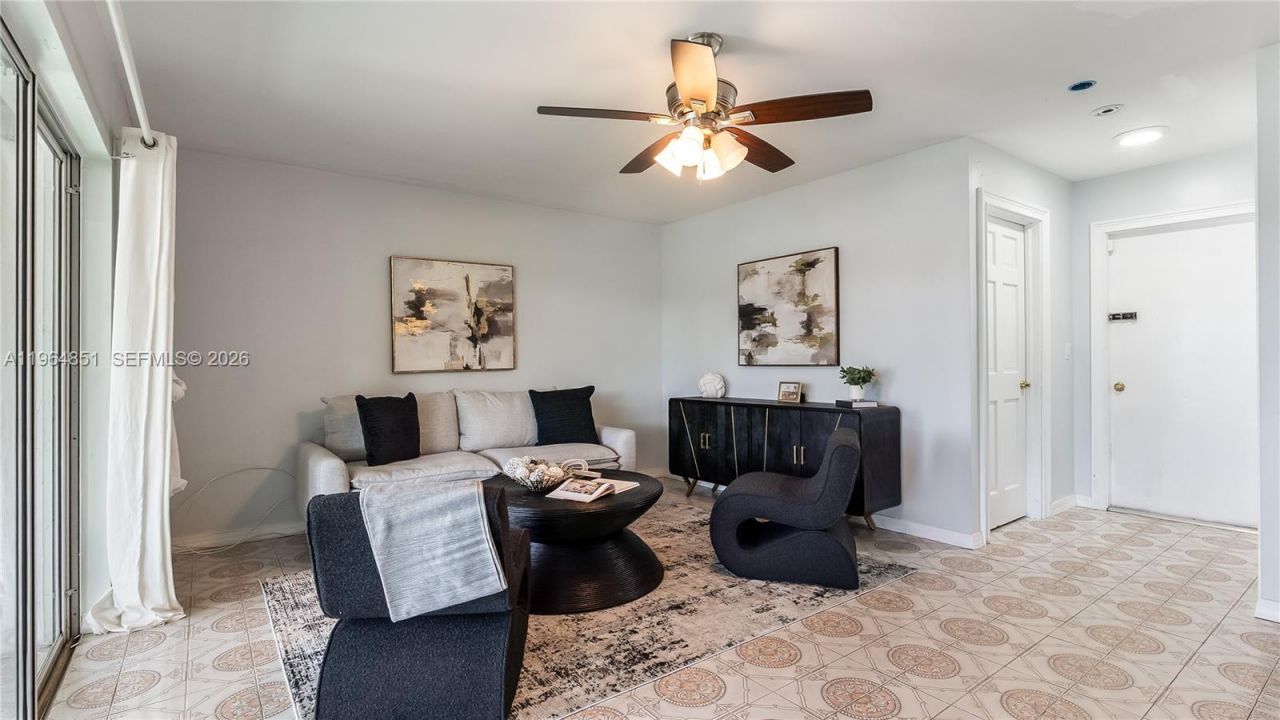 12134 NW 35th St, Sunrise, FL 33323 Photo