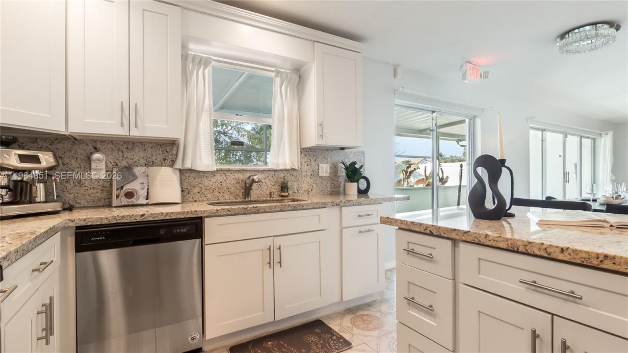 12134 NW 35th St, Sunrise, FL 33323 Photo