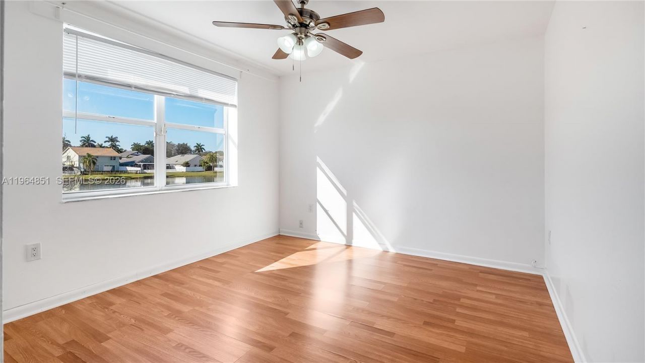 12134 NW 35th St, Sunrise, FL 33323 Photo