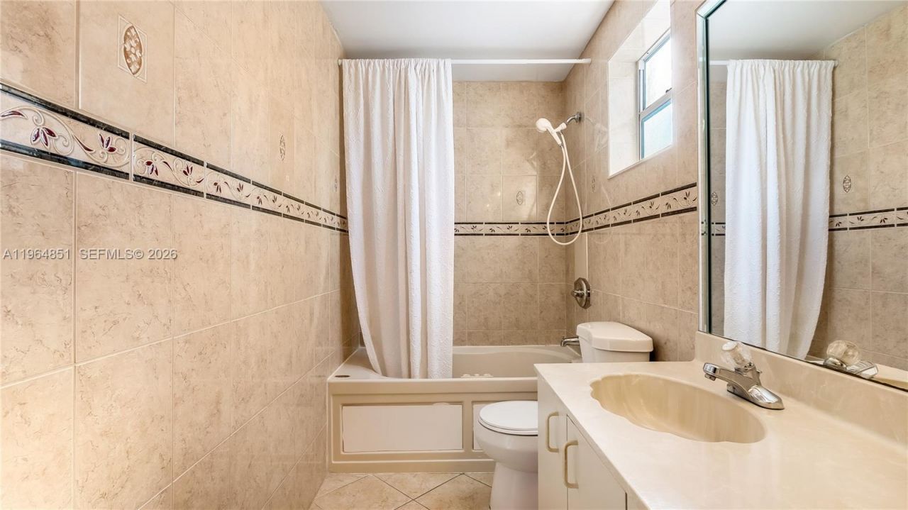 12134 NW 35th St, Sunrise, FL 33323 Photo