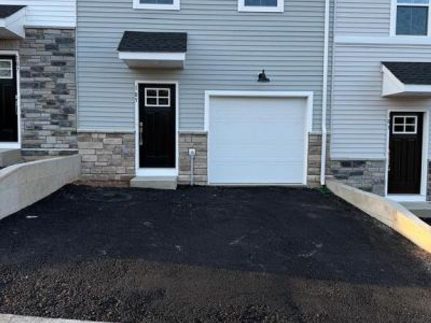 105 Abramo Victor Drive, Downingtown, PA 19335 Main Photo