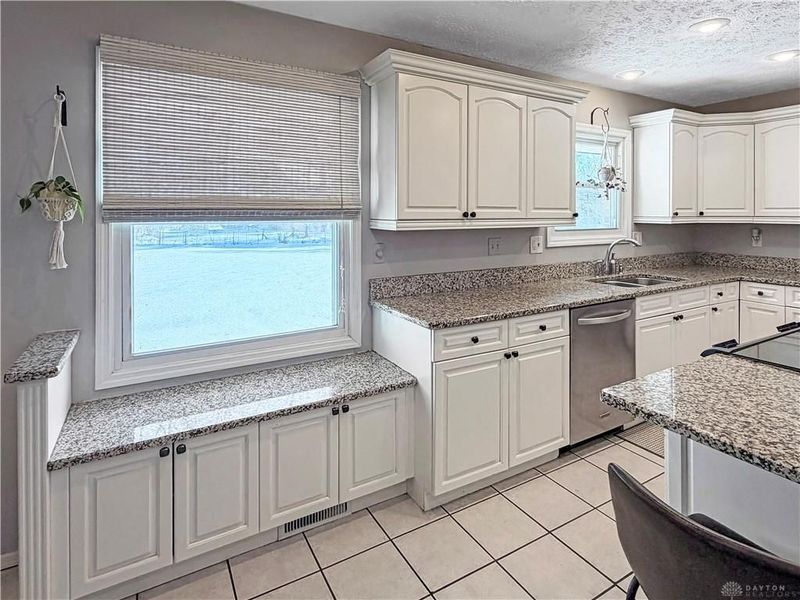 5508 Red Coach Road, Centerville, OH 45429 Photo 7