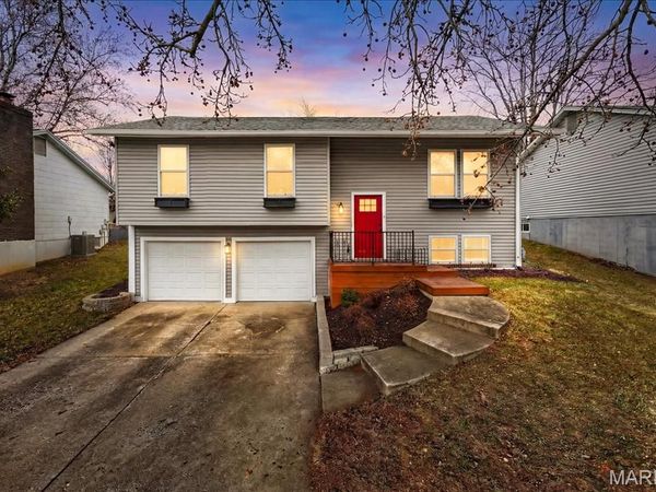 11975 Sarthe Drive, Maryland Heights, MO 63043