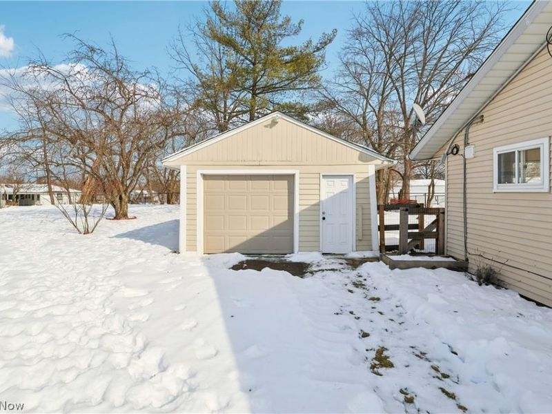 48 Gunnison Court, Medina, OH 44256 Photo 4