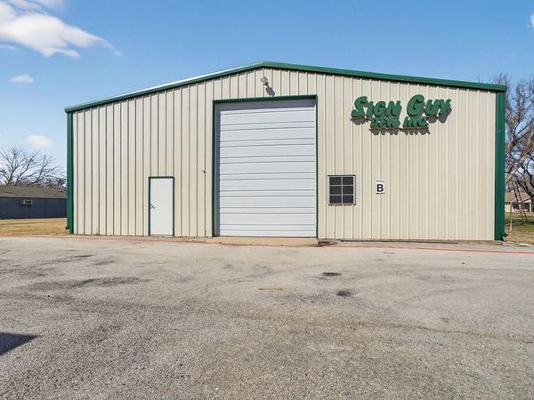 15377 N State Highway 34 , Terrell, TX 75161