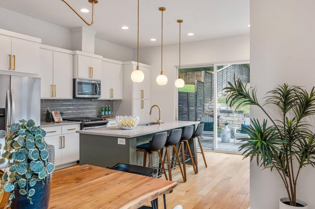 1301 Cometa St, Unit A, Austin, TX 78721 Main Photo