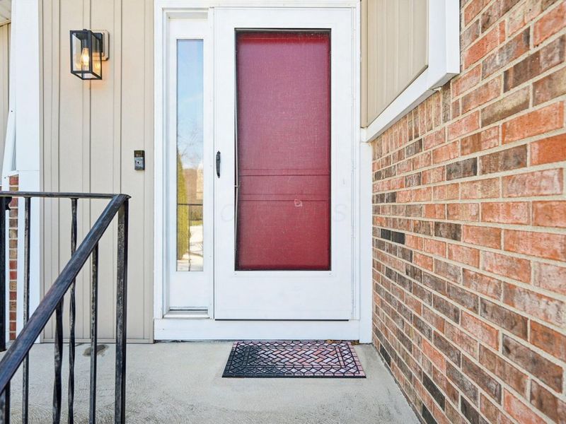 5570 Coogan Place, Dublin, OH 43016 Photo 2