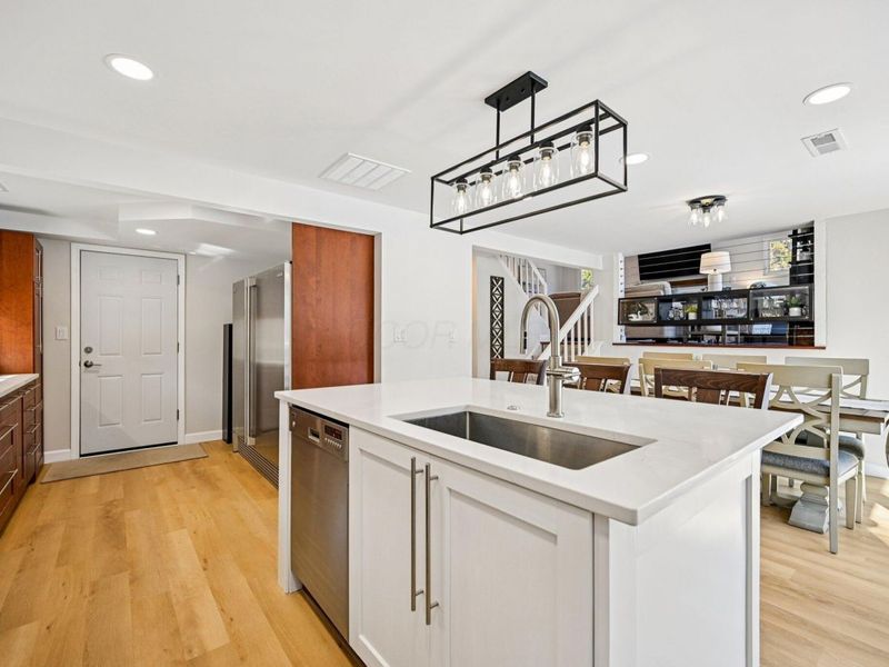 5570 Coogan Place, Dublin, OH 43016 Photo 8