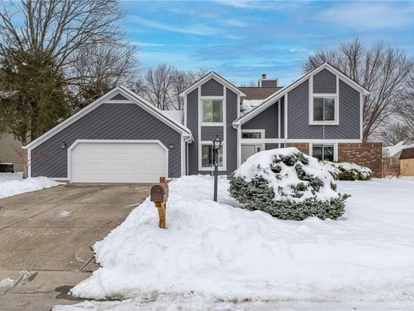 2333 Wrencroft Circle, Miami Township, OH 45459