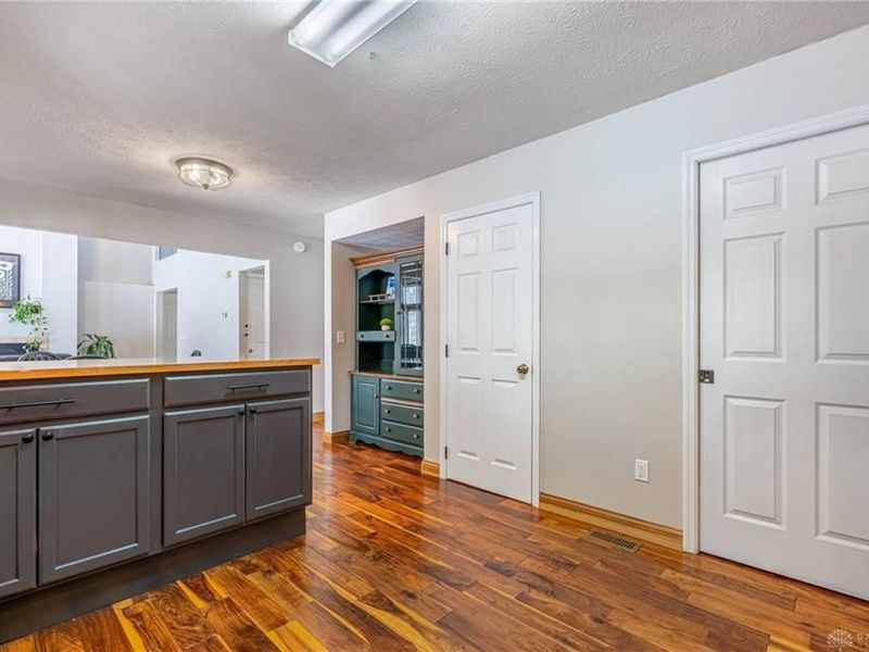 2333 Wrencroft Circle, Miami Township, OH 45459 Photo 13