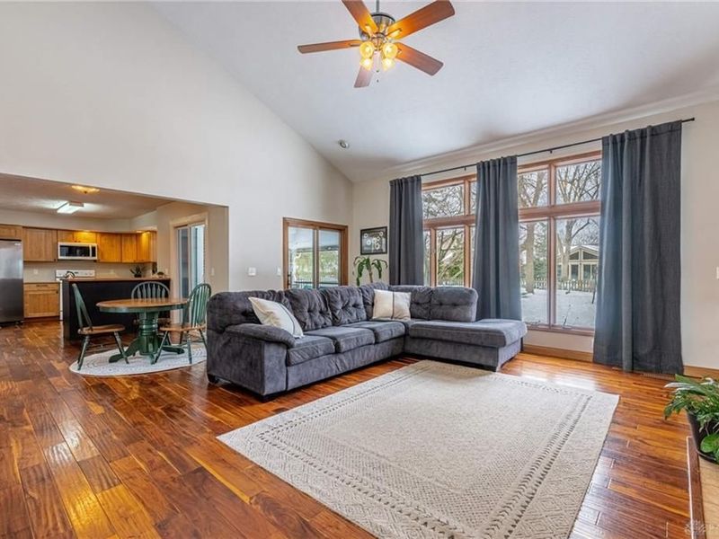 2333 Wrencroft Circle, Miami Township, OH 45459 Photo 6