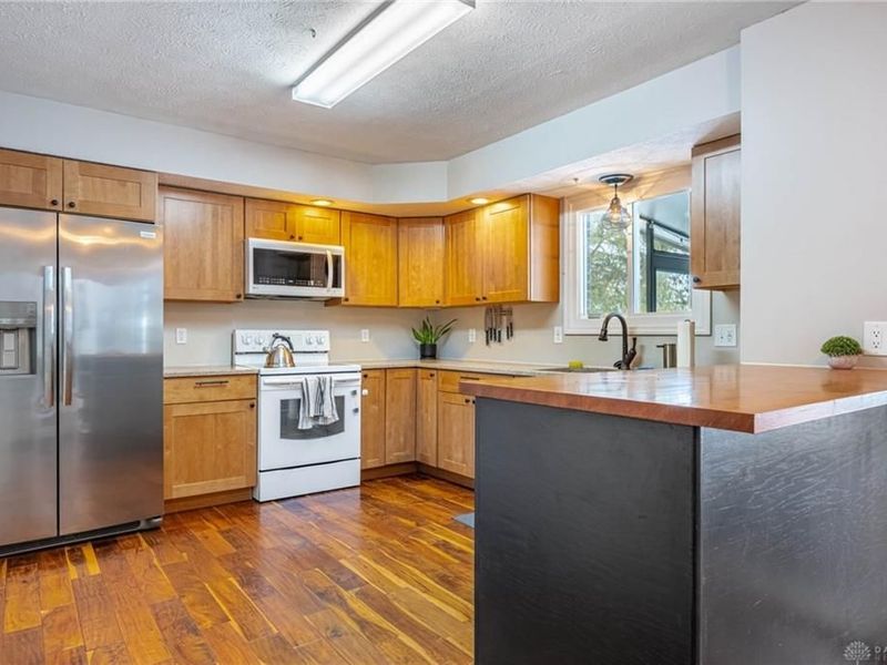 2333 Wrencroft Circle, Miami Township, OH 45459 Photo 9