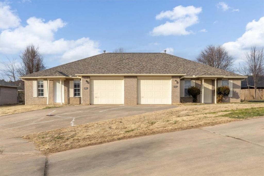 3186 Braxton Avenue, Springdale, AR 72764 Main Photo