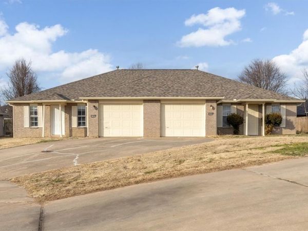 3186 Braxton Avenue, Springdale, AR 72764