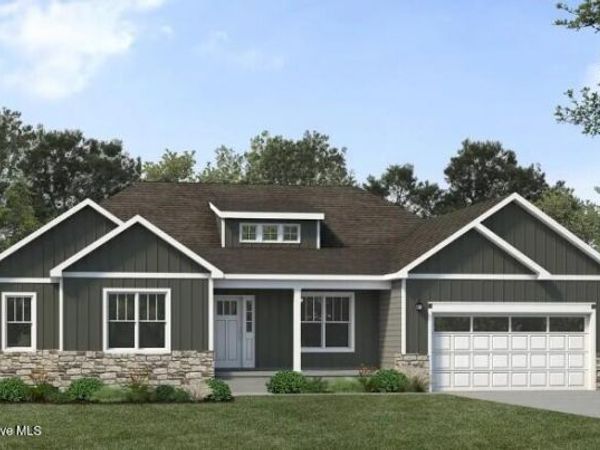 102 Delaware Drive, Newport, NC 28570