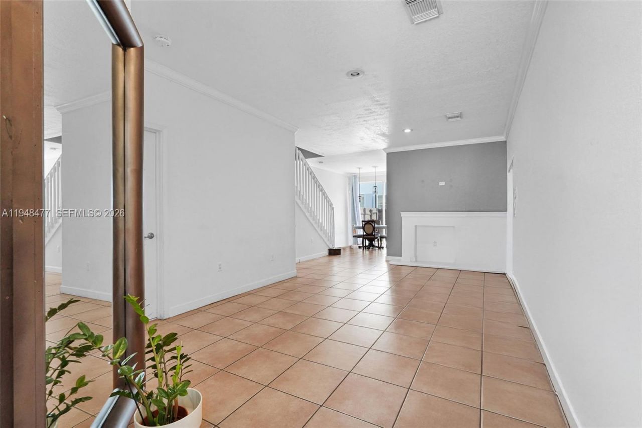 5420 NW 107 Ave , Unit 302, Doral, FL 33178 Photo