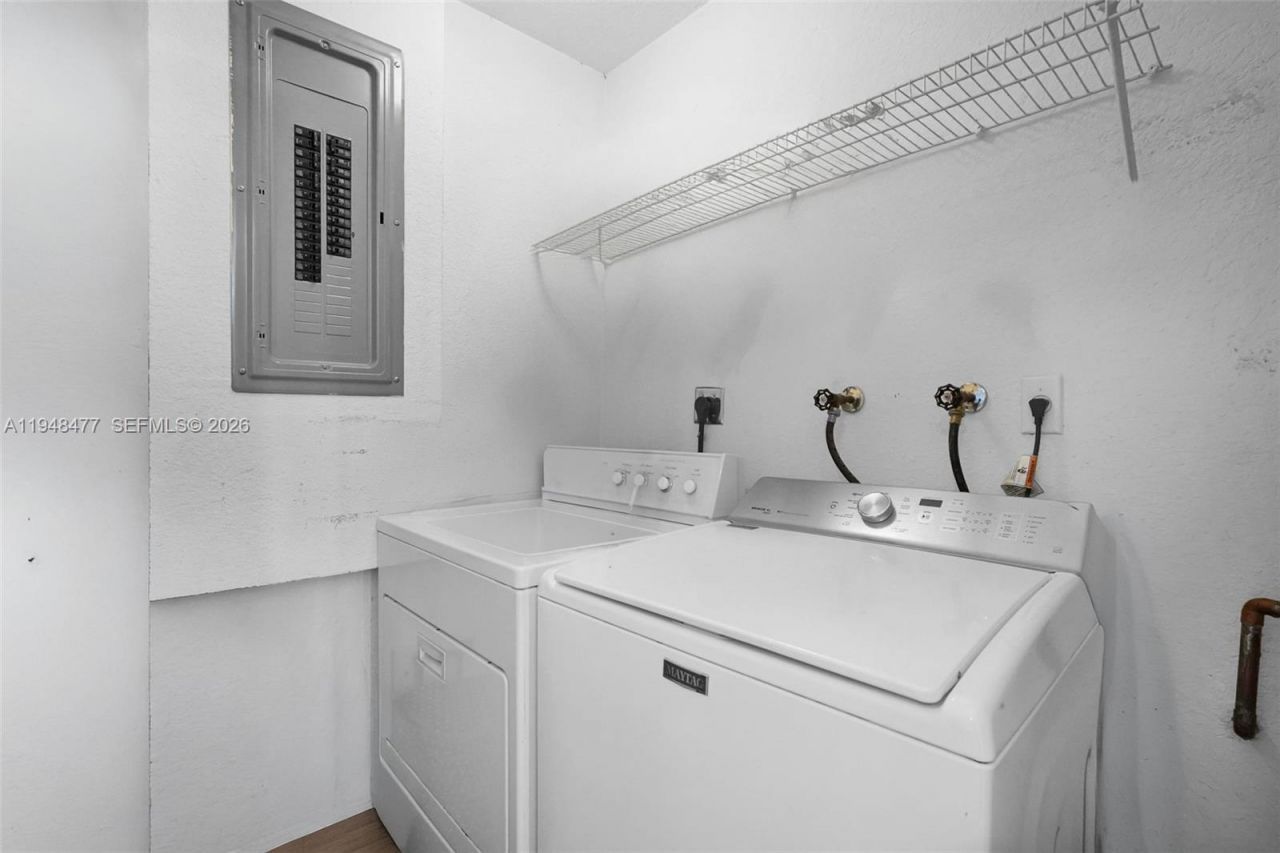 5420 NW 107 Ave , Unit 302, Doral, FL 33178 Photo