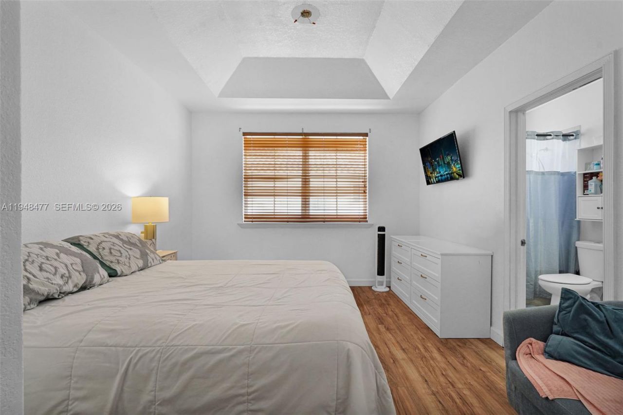 5420 NW 107 Ave , Unit 302, Doral, FL 33178 Photo