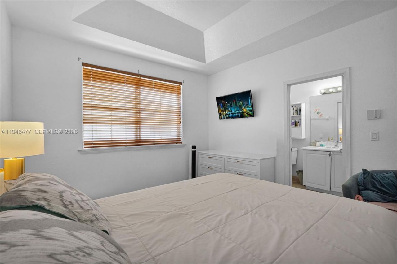 5420 NW 107 Ave , Unit 302, Doral, FL 33178 Photo