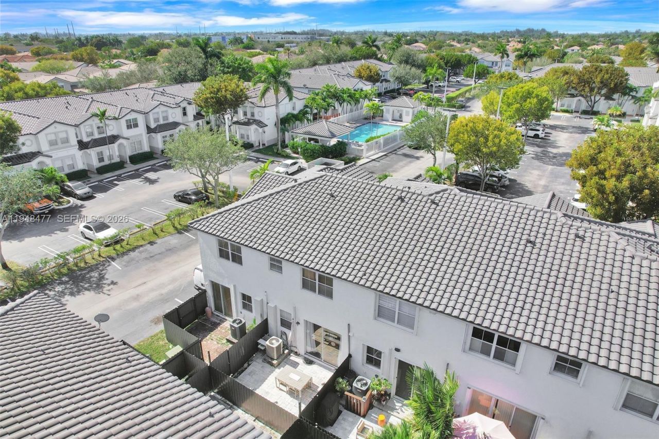 5420 NW 107 Ave , Unit 302, Doral, FL 33178 Photo