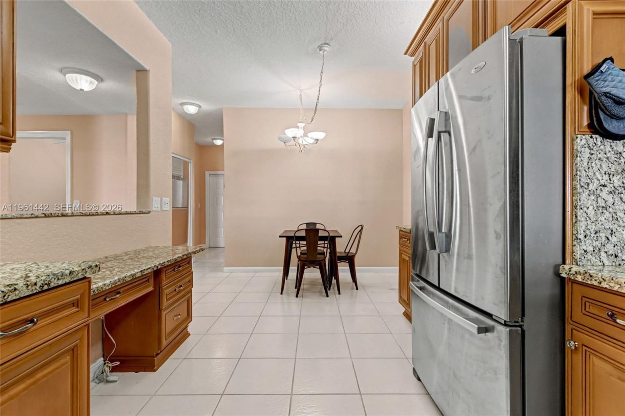 7727 Southampton Ter, Unit 311, Tamarac, FL 33321 Photo